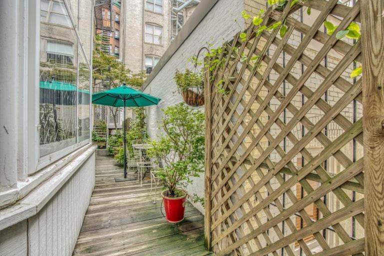 Mount Vernon Apartment Rear Балтимор Экстерьер фото